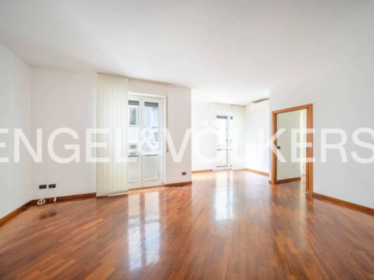 appartamento in vendita a Milano in zona De Angeli