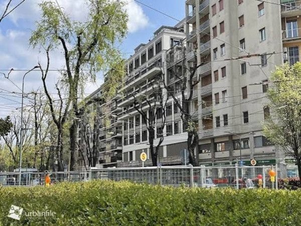 appartamento in vendita a Milano in zona De Angeli
