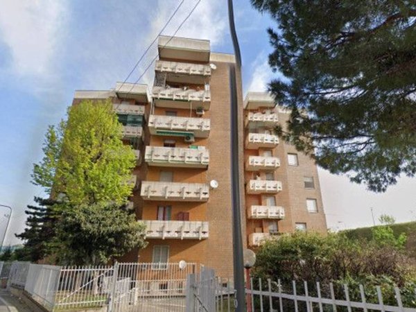appartamento in vendita a Milano in zona Calvairate