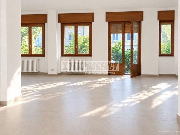 appartamento in vendita a Milano in zona Città Studi