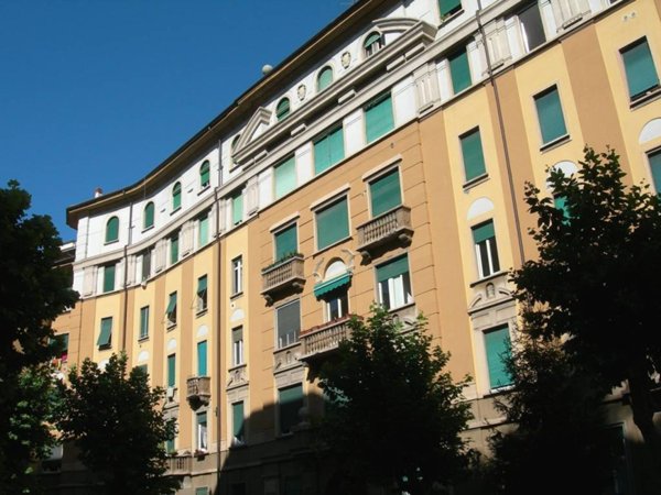 appartamento in vendita a Milano in zona Piazzale Lodi
