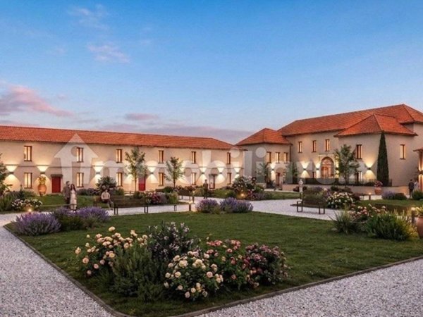 appartamento in vendita a Milano in zona Piazzale Lodi