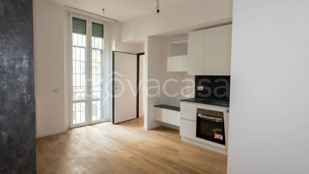 appartamento in vendita a Milano in zona Loreto