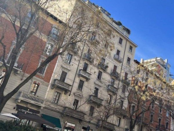 appartamento in vendita a Milano in zona XXII Marzo