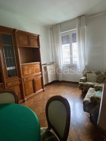 appartamento in vendita a Milano in zona Corsica