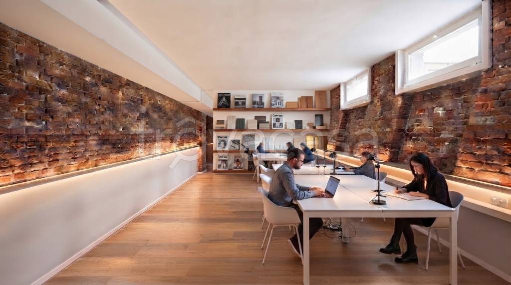 ufficio in vendita a Milano