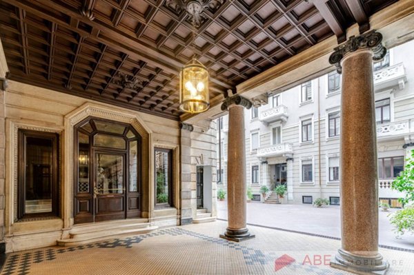 appartamento in vendita a Milano in zona XXII Marzo