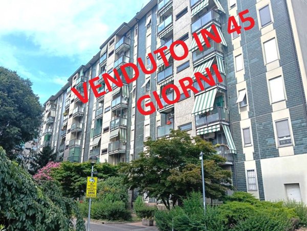 appartamento in vendita a Milano in zona Gallaratese