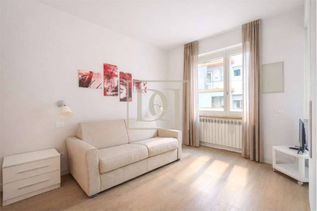 appartamento in vendita a Milano in zona Porta Nuova