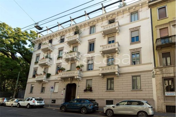 appartamento in vendita a Milano in zona Parco Solari