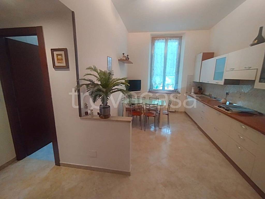 appartamento in vendita a Milano in zona Vigentino