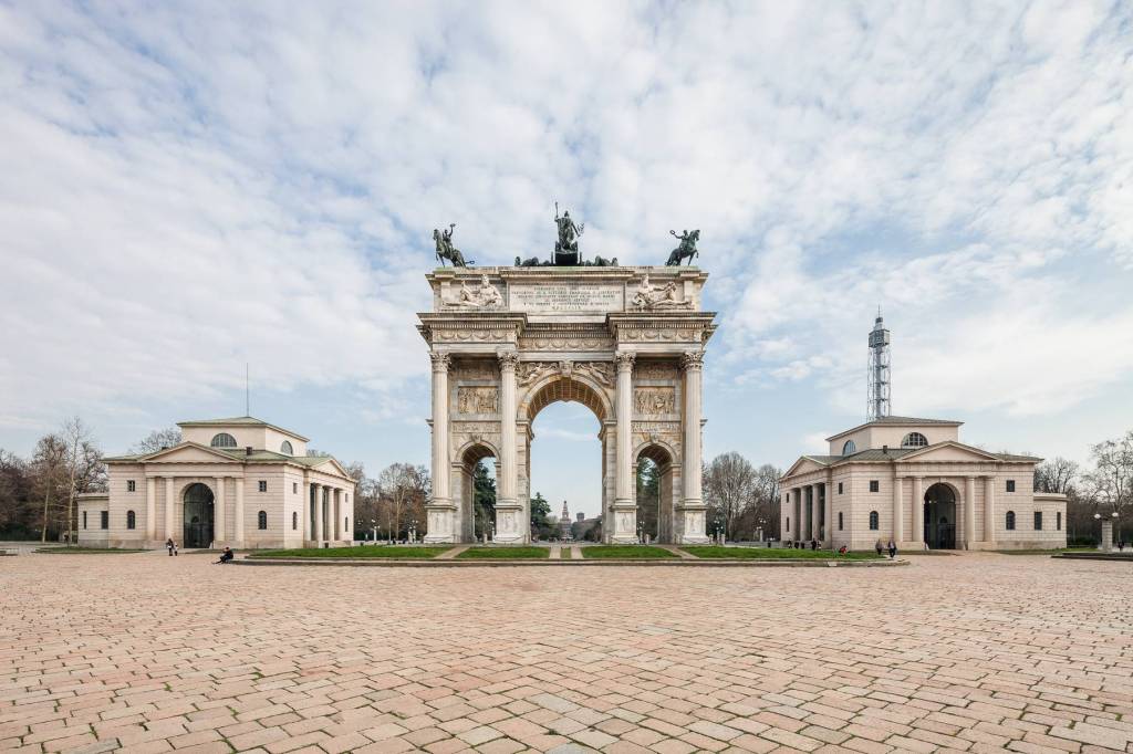 appartamento in vendita a Milano in zona Sempione