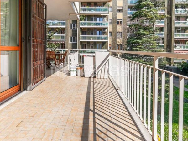 appartamento in vendita a Milano in zona Porta Venezia