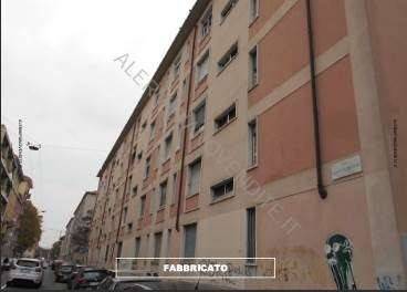 appartamento in vendita a Milano in zona Villapizzone