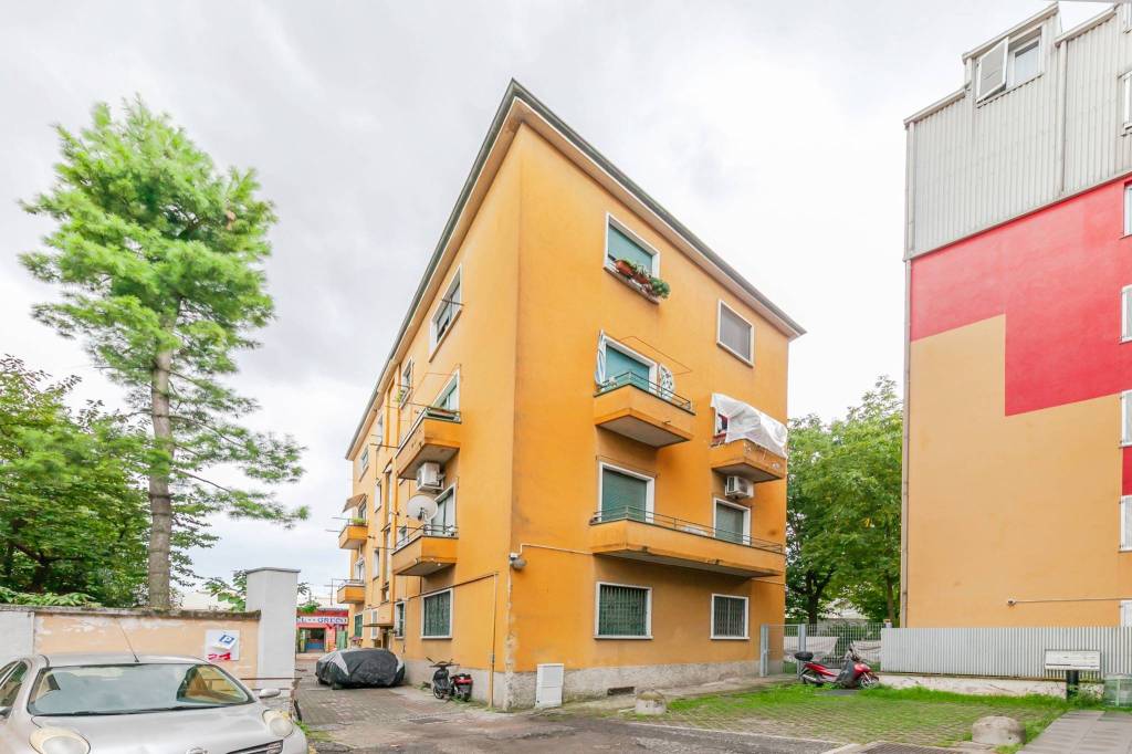 appartamento in vendita a Milano in zona Greco