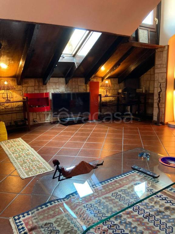 appartamento in vendita a Milano in zona Il Portello