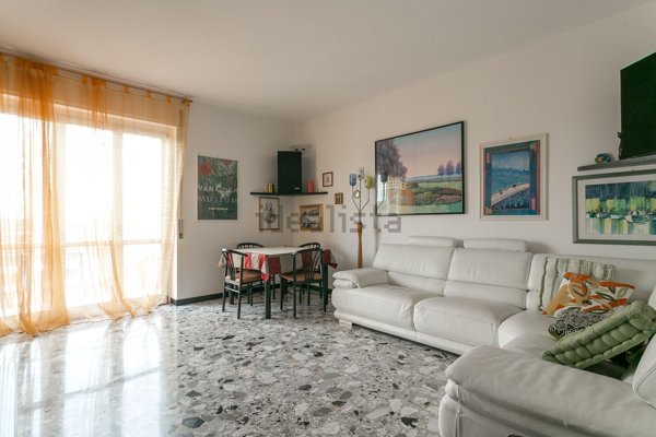 appartamento in vendita a Milano in zona Quarto Oggiaro