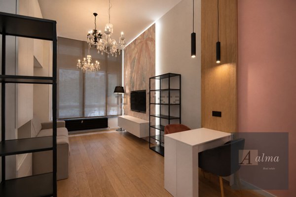 appartamento in vendita a Milano in zona Famagosta