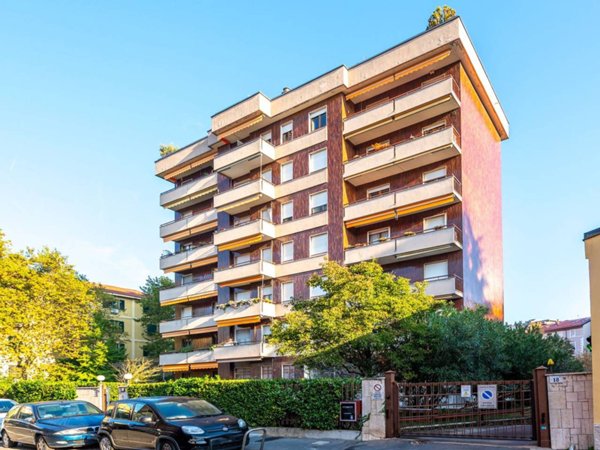 appartamento in vendita a Milano in zona Garegnano