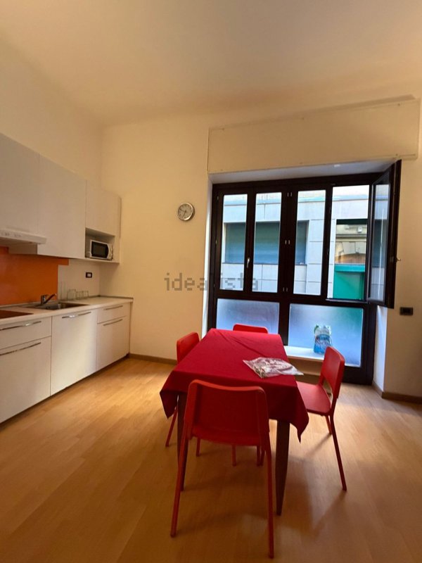 appartamento in vendita a Milano in zona Centro Direzionale