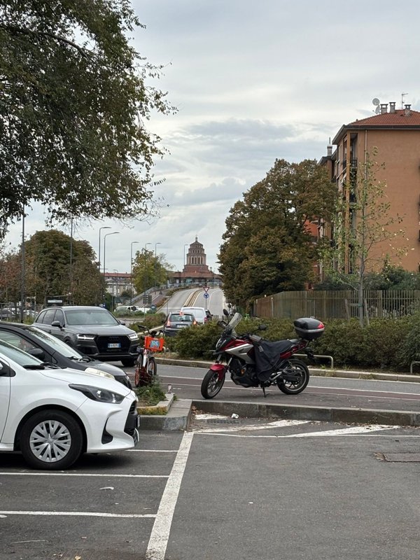 appartamento in vendita a Milano in zona Ortica