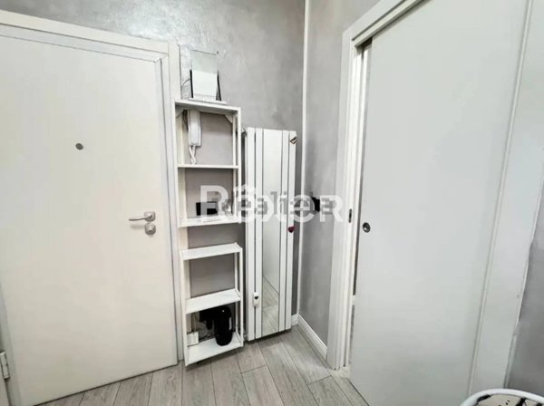 appartamento in vendita a Milano in zona Ghisolfa