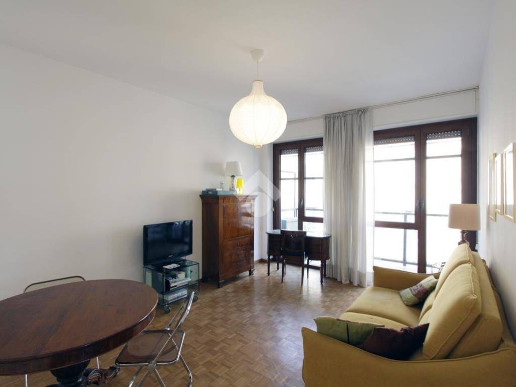 appartamento in vendita a Milano in zona Solari