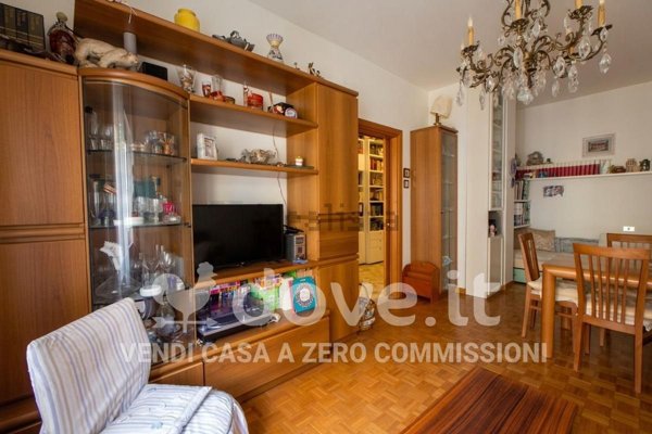 appartamento in vendita a Milano in zona Gorla