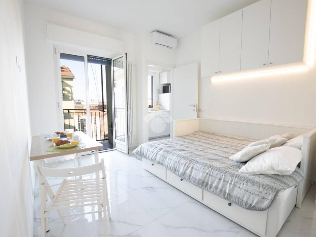 appartamento in vendita a Milano in zona Dergano