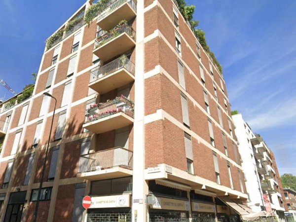 appartamento in vendita a Milano in zona Isola