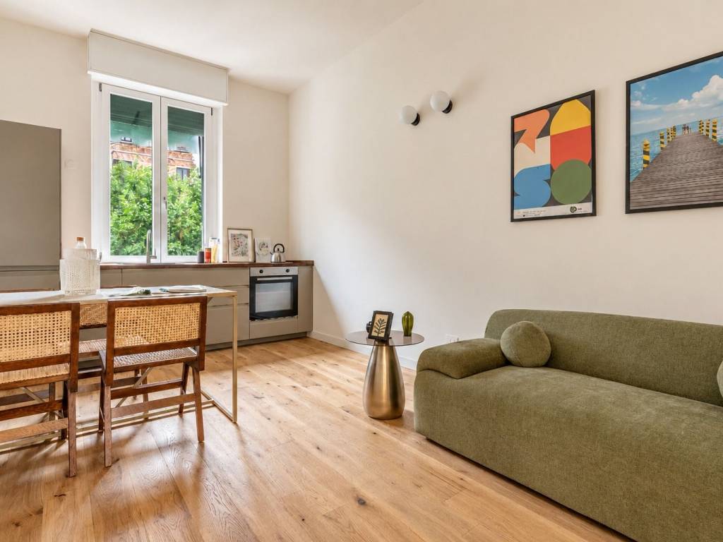 appartamento in vendita a Milano in zona Loreto