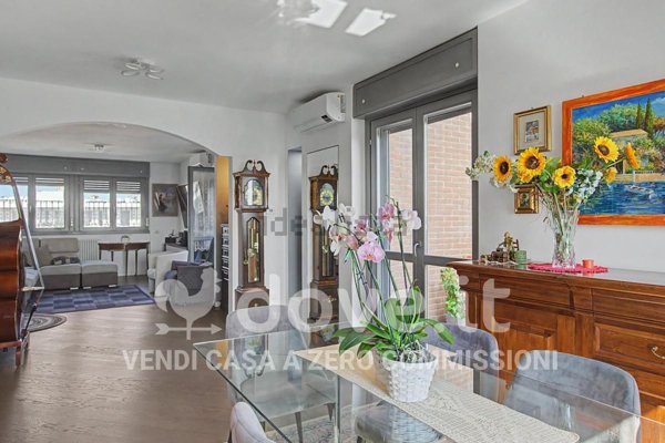 appartamento in vendita a Milano in zona Precotto