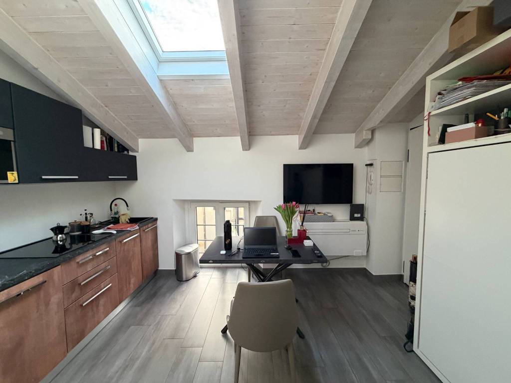appartamento in vendita a Milano in zona Porta Venezia