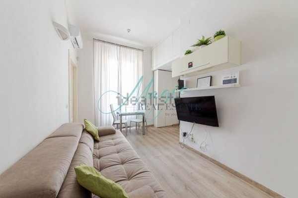 appartamento in vendita a Milano in zona Centro Direzionale