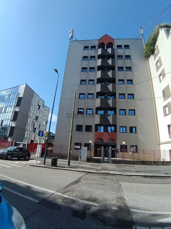 appartamento in vendita a Milano in zona Vigentino