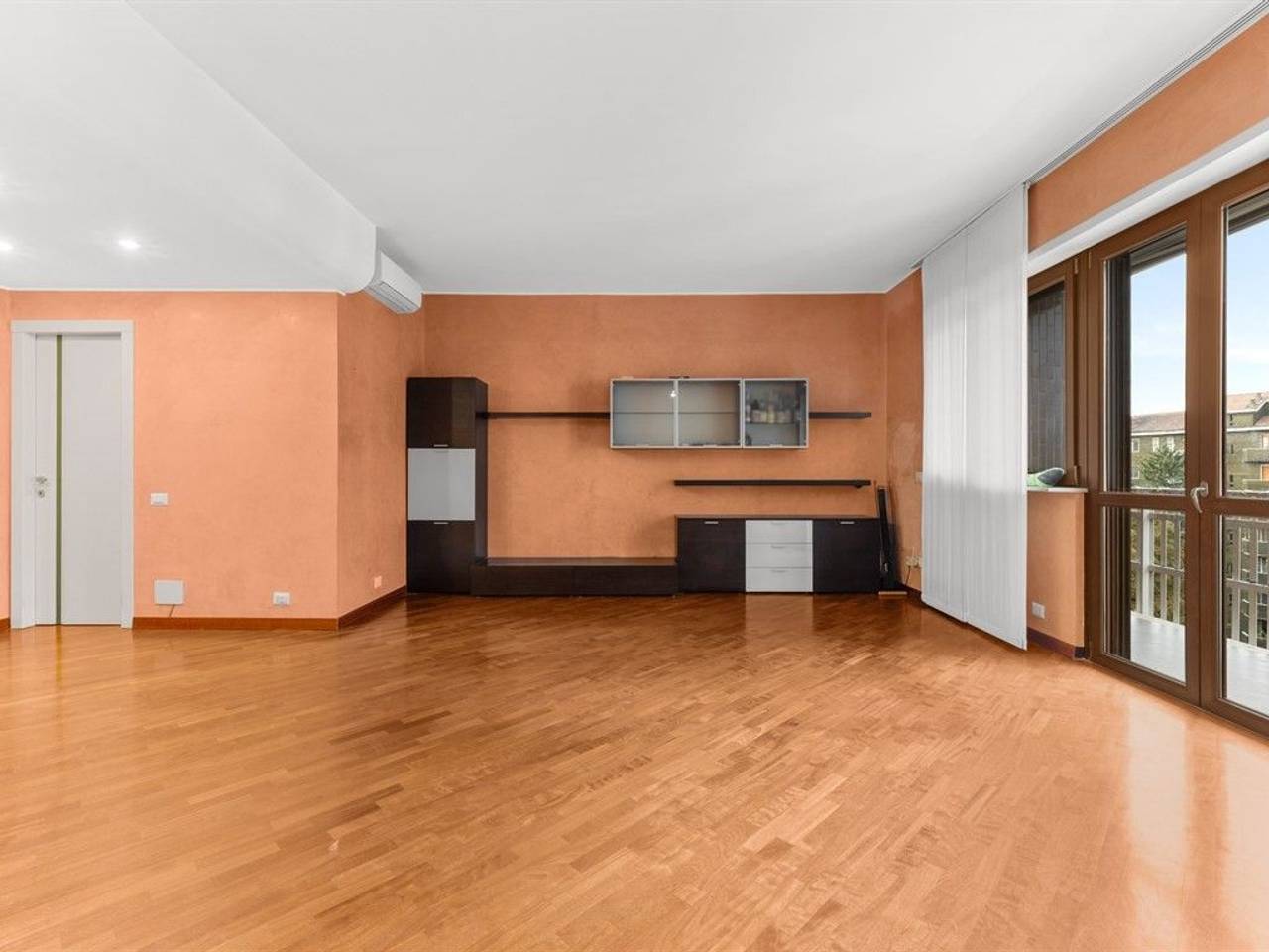 appartamento in vendita a Milano in zona Vigentino