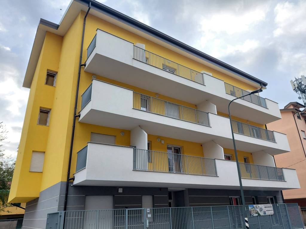appartamento in vendita a Milano in zona Ponte Lambro