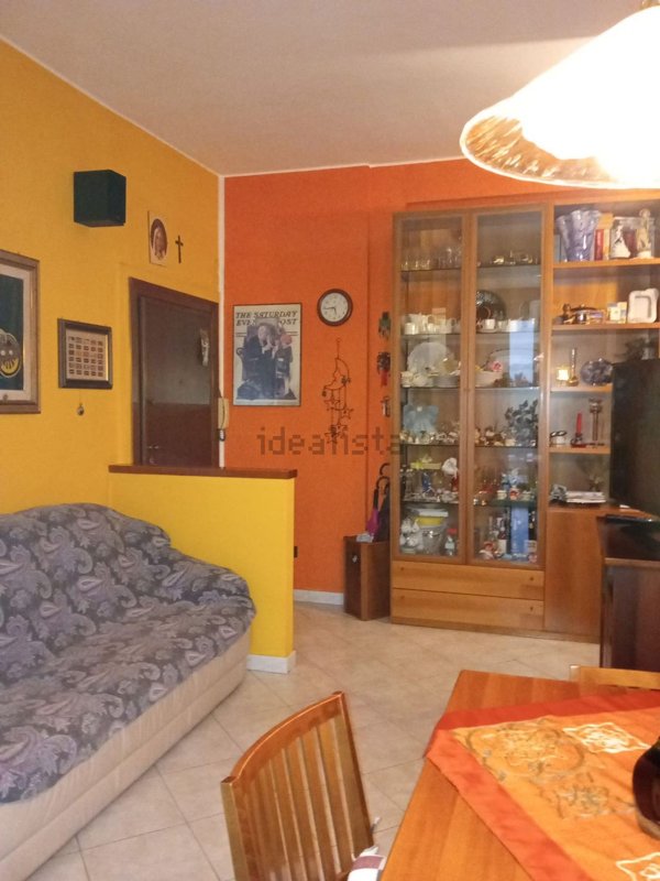 appartamento in vendita a Milano in zona Corsica