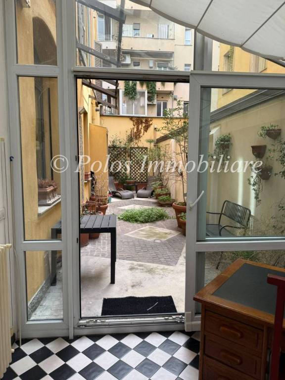 appartamento in vendita a Milano in zona Porta Venezia
