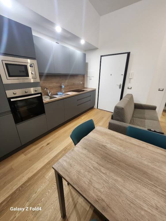 appartamento in vendita a Milano in zona Loreto