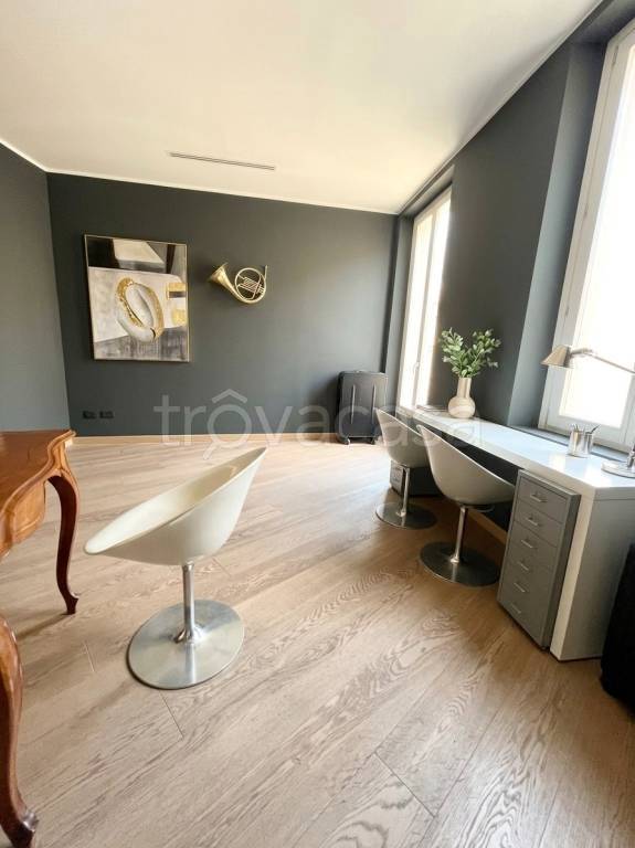 appartamento in vendita a Milano in zona Isola