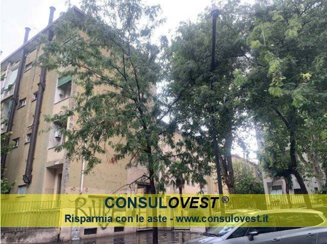 appartamento in vendita a Milano in zona San Siro