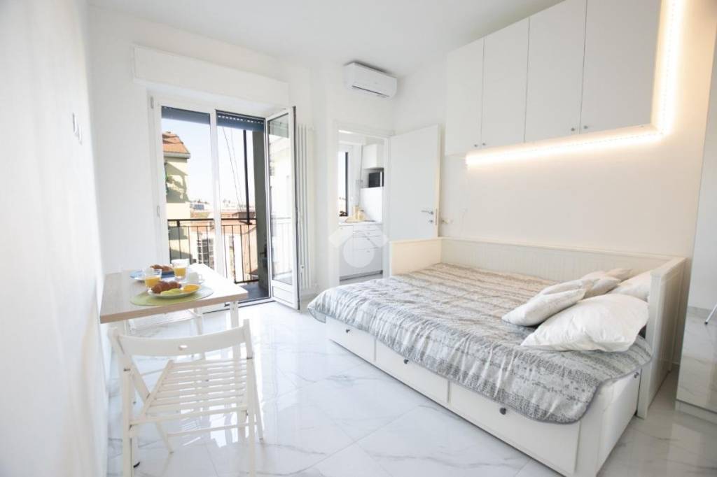 appartamento in vendita a Milano in zona Dergano