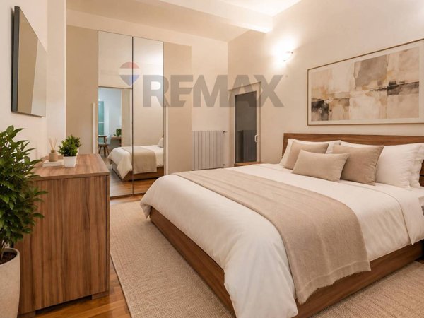 appartamento in vendita a Milano in zona Bocconi