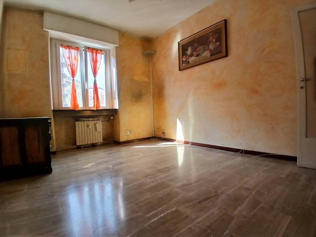 appartamento in vendita a Milano in zona Corvetto