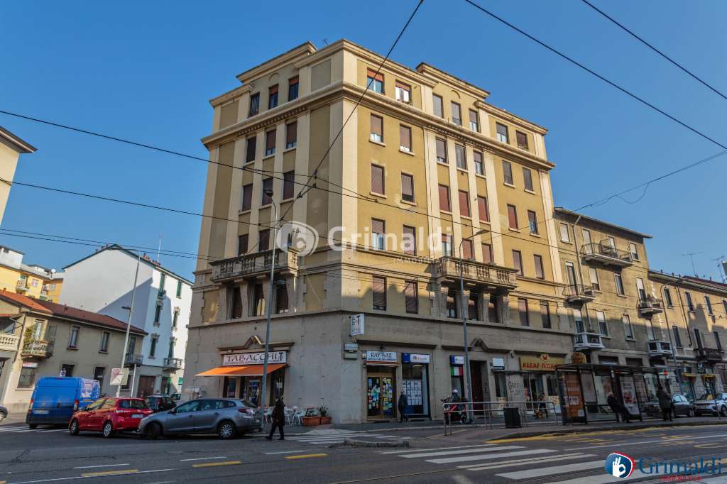 appartamento in vendita a Milano in zona Rembrandt