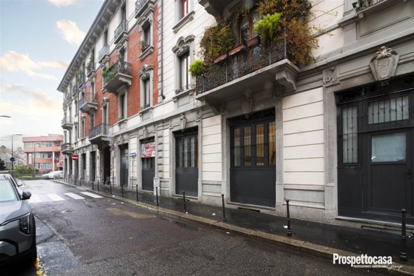appartamento in vendita a Milano in zona Sempione