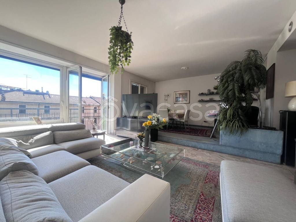 appartamento in vendita a Milano in zona Porta Venezia