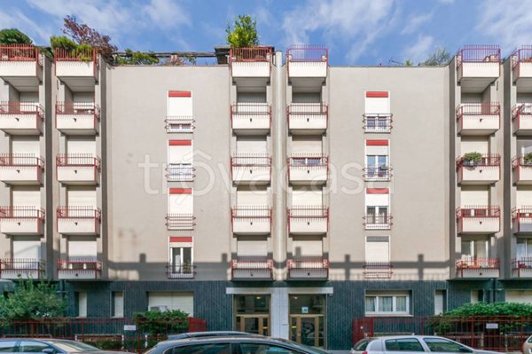 ufficio in vendita a Milano in zona Loreto
