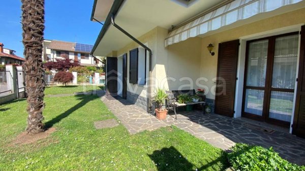 casa indipendente in vendita a Morimondo